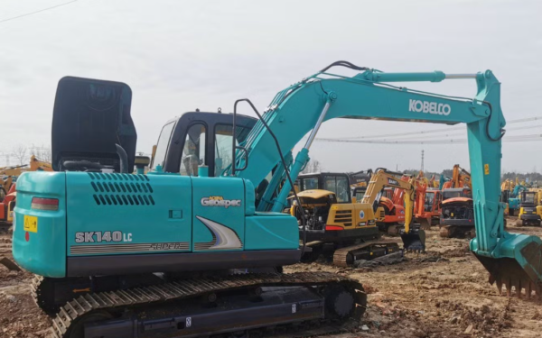 KOBELCO SK140