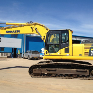 KOMATSU PC210
