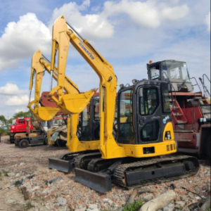 KOMATSU PC55