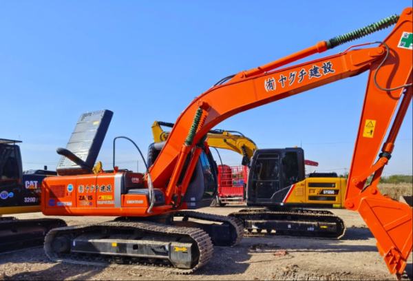HITACHI ZAXIS200