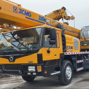 XCMG QY25 Crane